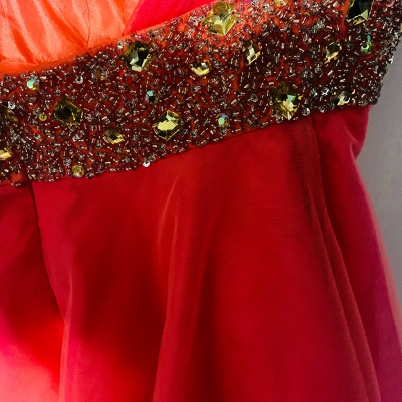 Macduggal size8 dress - Picture 6 of 11